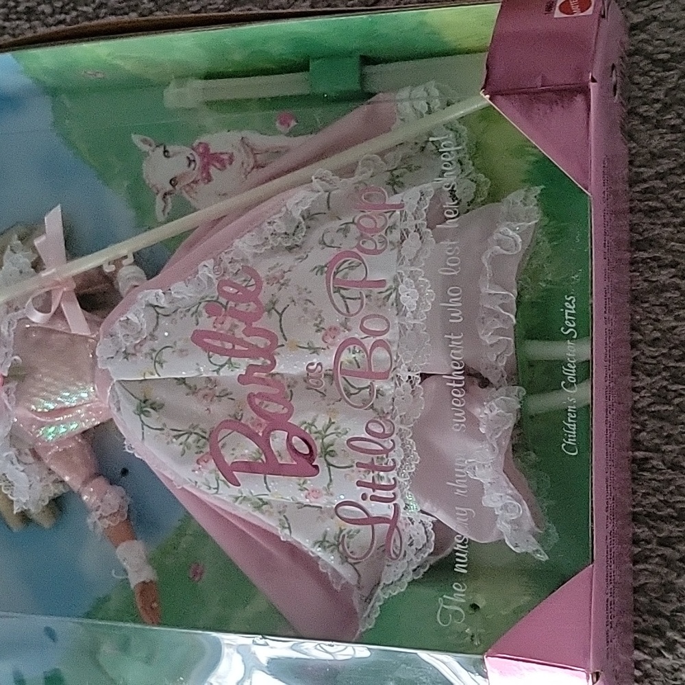 Little Bo Peep Barbie - Picture 8 of 8